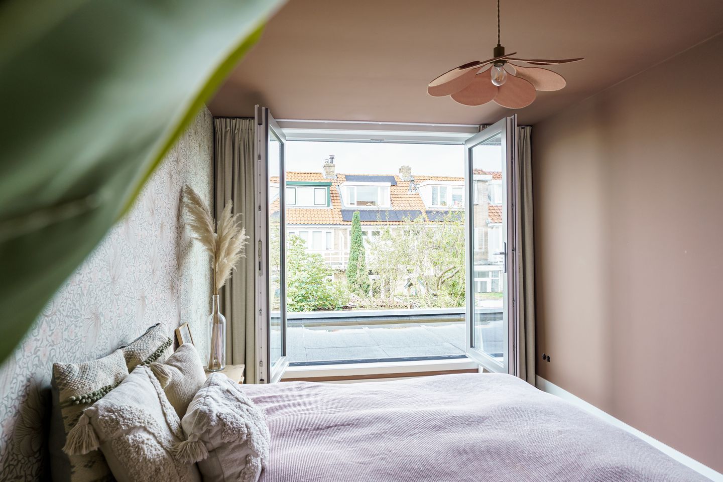 Foto 20 van Van 't Hoffstraat 33