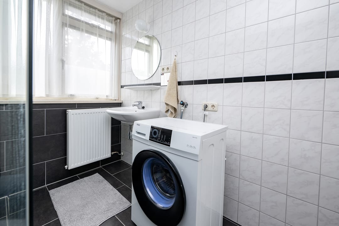 Photo 23 of Zegge 40