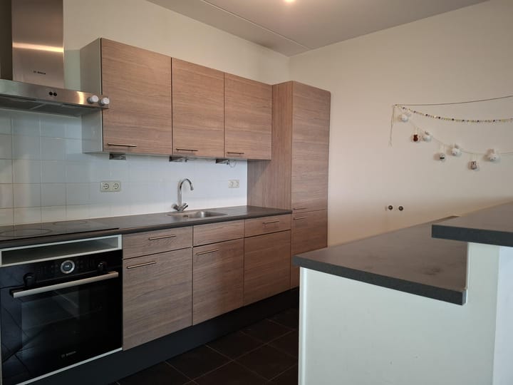 Photo 8 of Van der Kloosterstraat 72