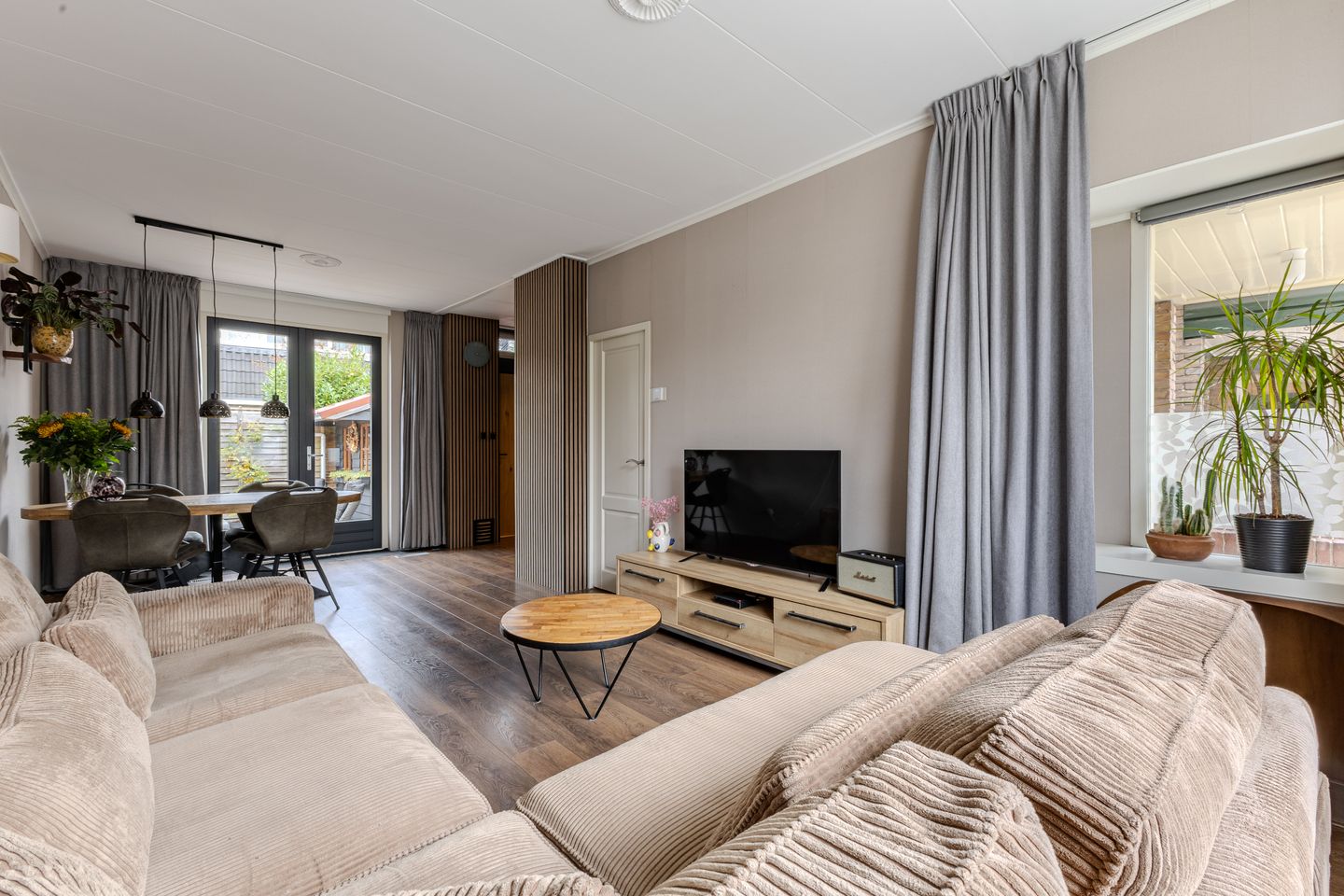 Foto 14 van Voltastraat 10