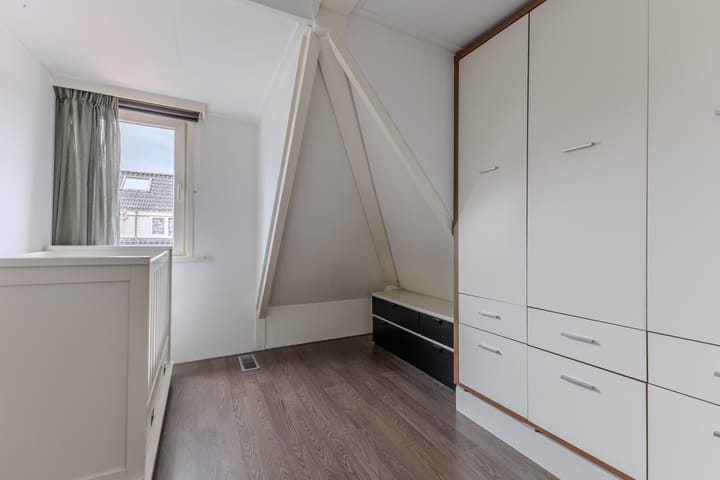 Foto 27 van Voltastraat 10