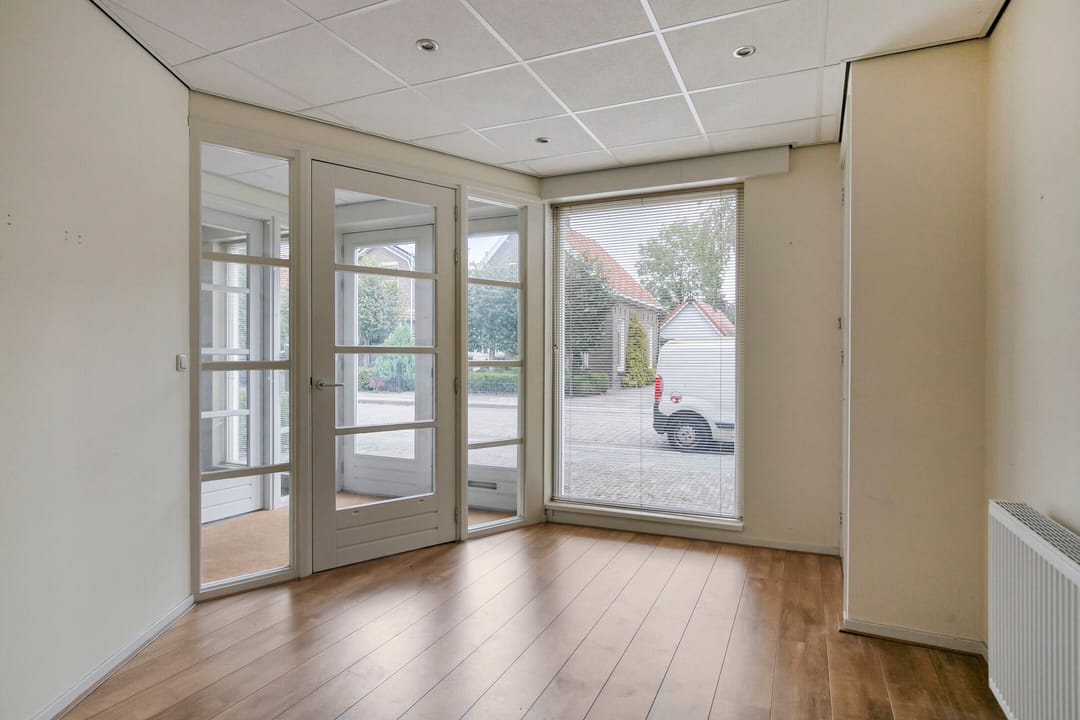 Foto 2 van Blomslaan 1