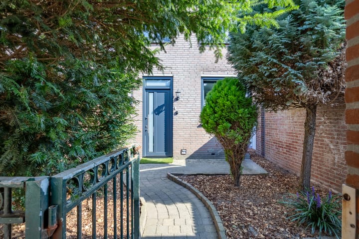 Photo 2 of Beethovenstraat 43