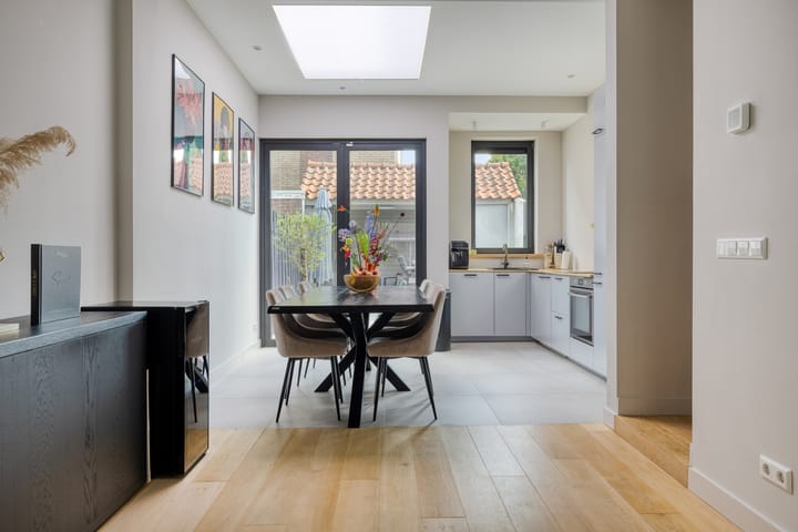 Foto 11 van Strobloemstraat 1