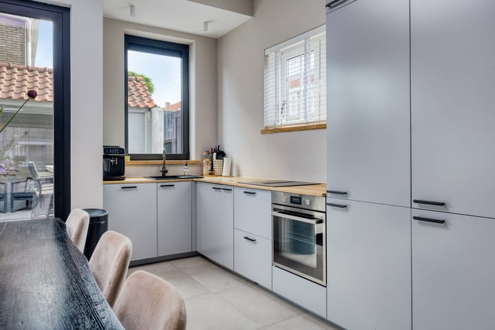 Foto 13 van Strobloemstraat 1