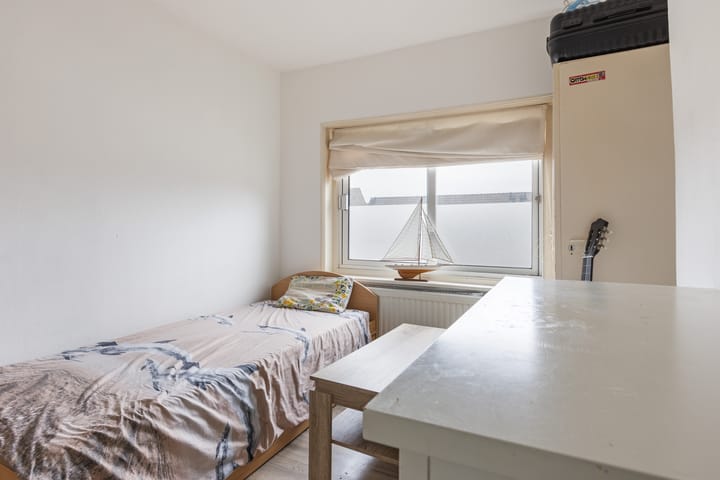 Photo 17 of Burgemeester van Houtlaan 34