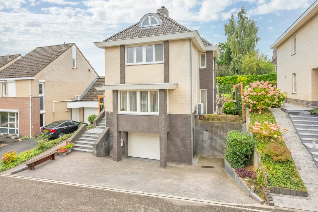 Foto 1 van Engelsdalstraat 19