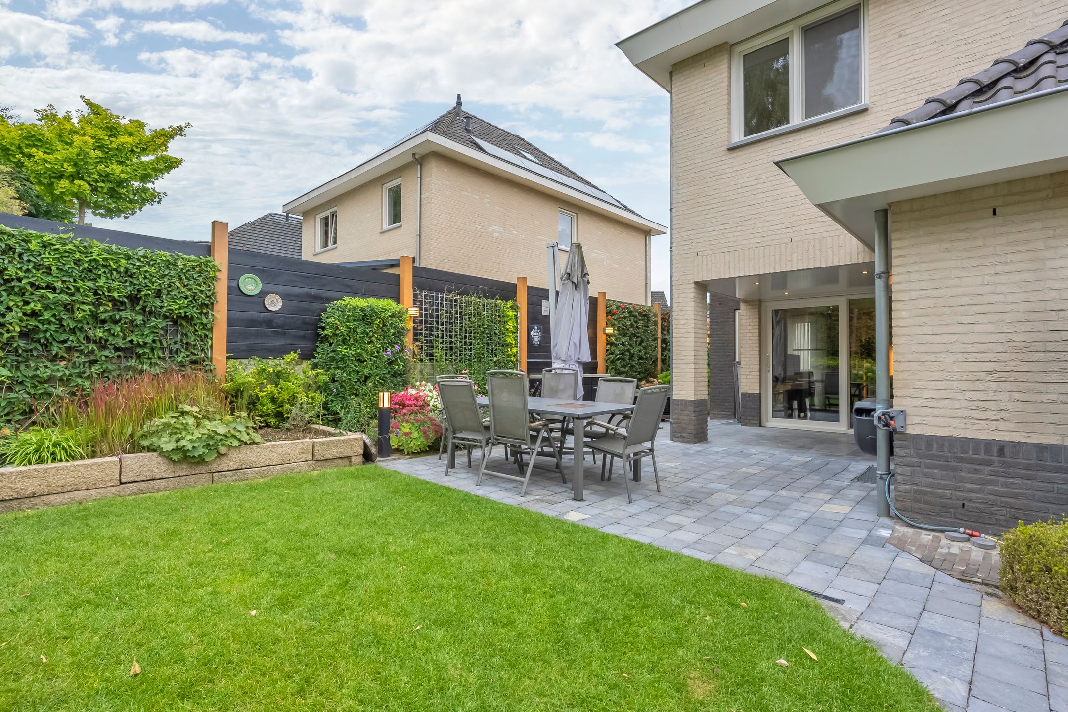 Foto 33 van Engelsdalstraat 19