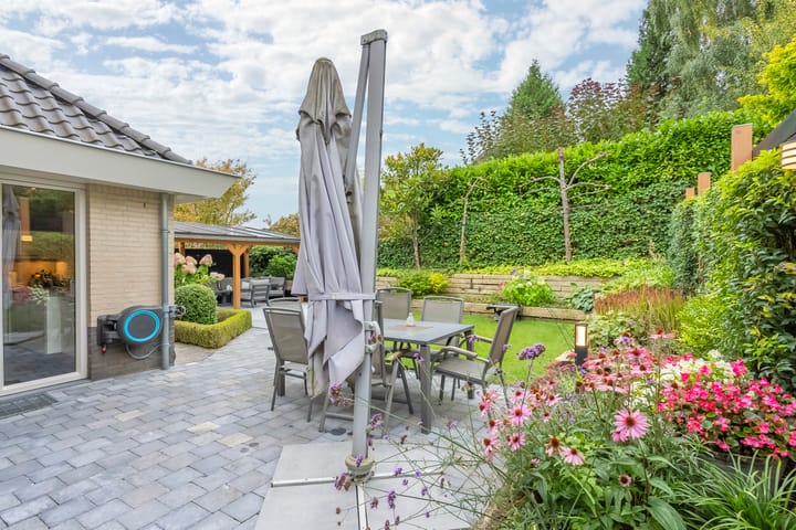 Photo 34 of Engelsdalstraat 19