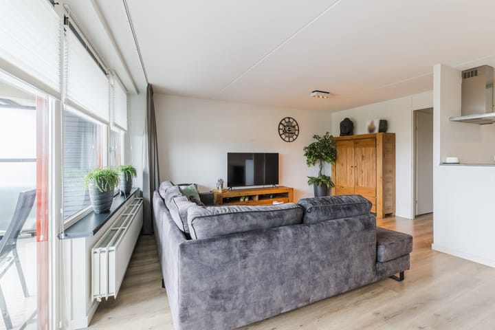 Foto 14 van Waterweegbree 99