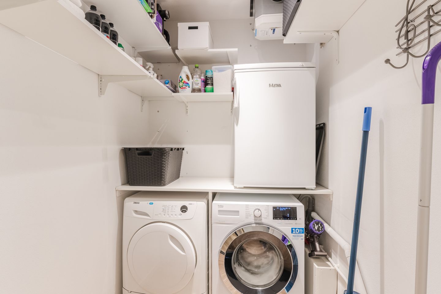 Foto 19 van Waterweegbree 99