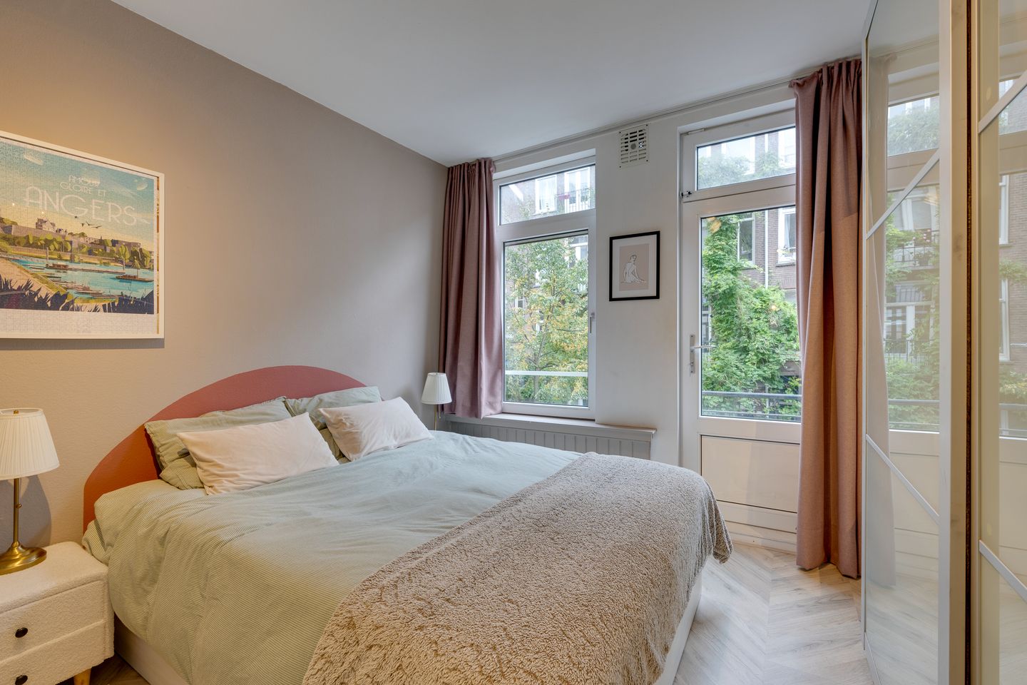 Photo 19 of Van Ostadestraat 394-1