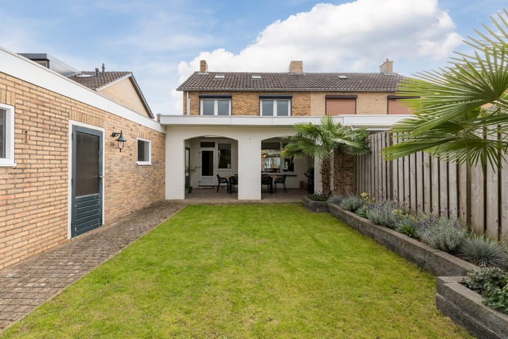 Foto 25 van Kastanjestraat 47