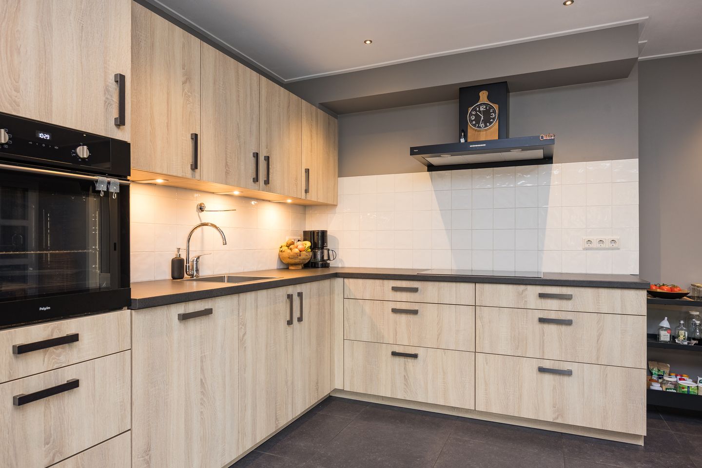 Foto 14 van Industriestraat 3