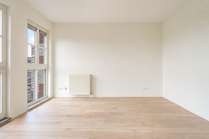 Foto 7 van Frontonstraat 75