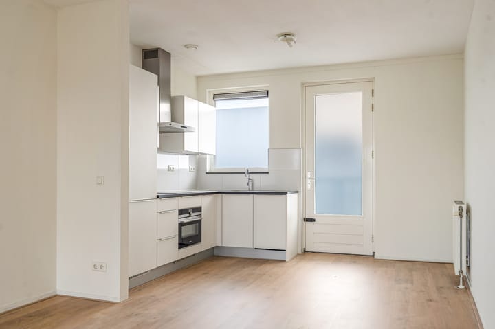 Foto 9 van Frontonstraat 75