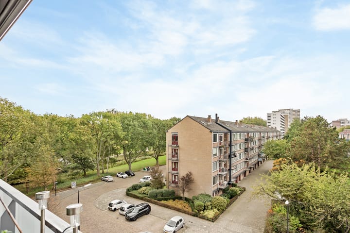 Photo 26 of Klaroenstraat 253