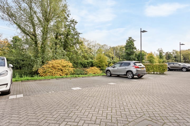 Photo 27 of Klaroenstraat 253