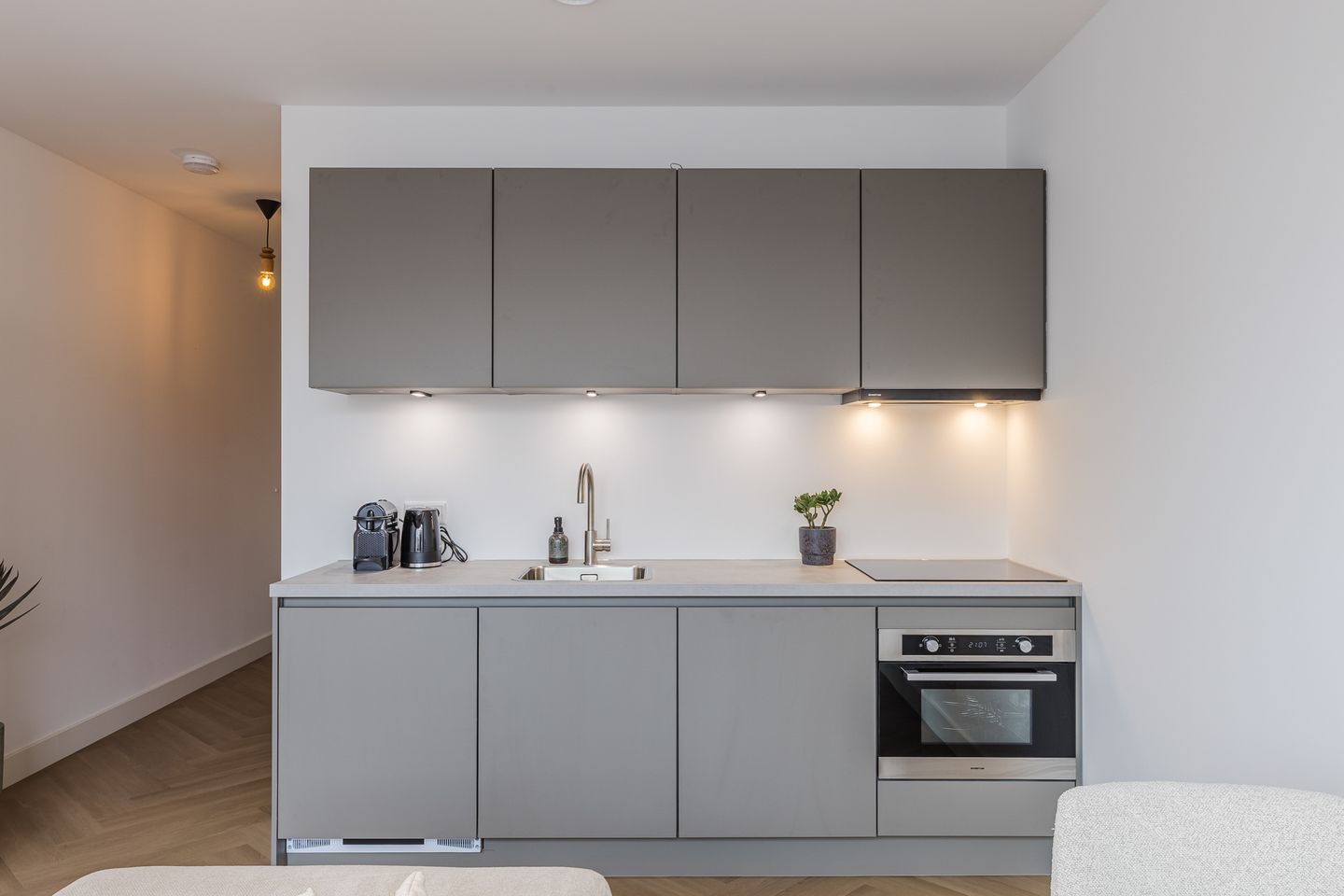 Photo 4 of Hoofdweg 1197-B