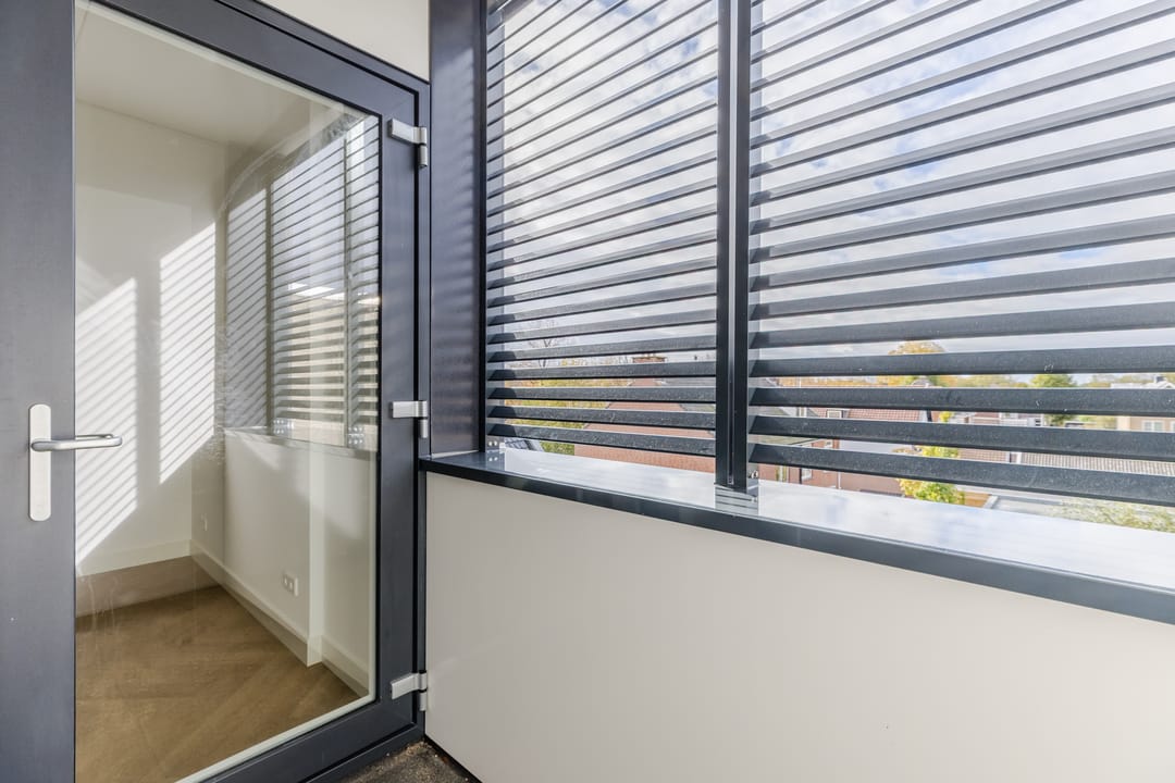 Photo 17 of Hoofdweg 1197-C