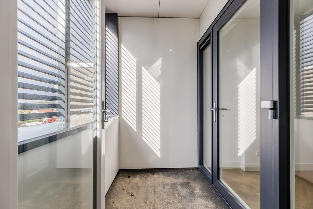 Photo 16 of Hoofdweg 1197-C