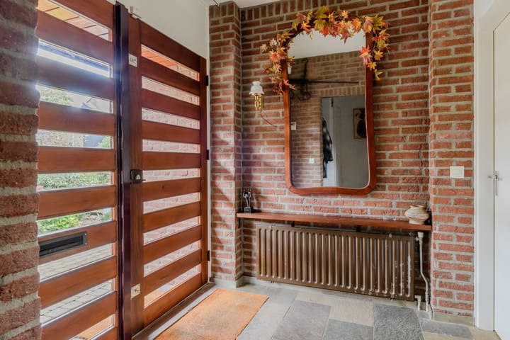 Photo 17 of Bongerd 65