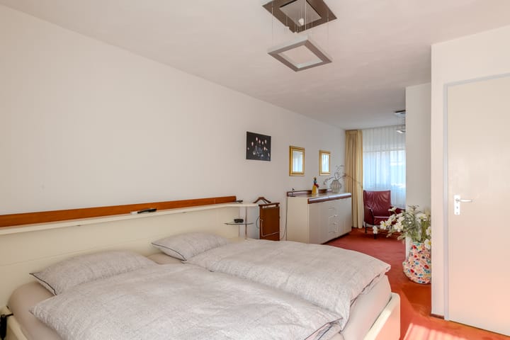 Photo 19 of Bongerd 65