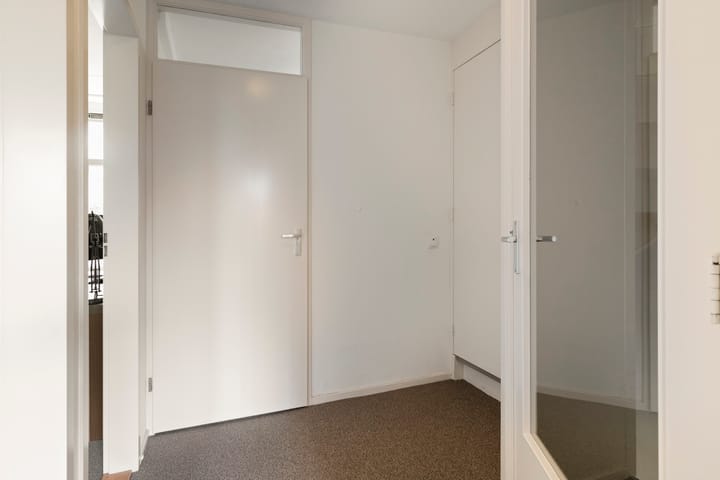 Photo 16 of Tongelreep 13