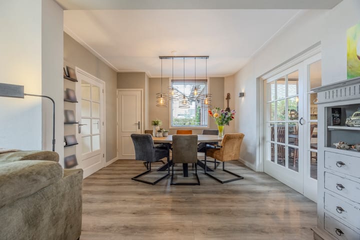 Foto 10 van Burgem van Hultenstraat 24