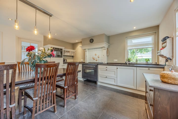 Foto 4 van Burgem van Hultenstraat 24