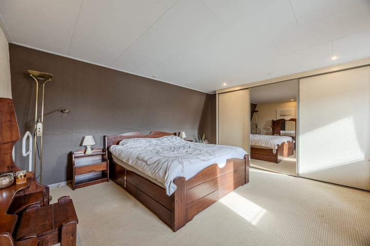 Foto 30 van Burgem van Hultenstraat 24