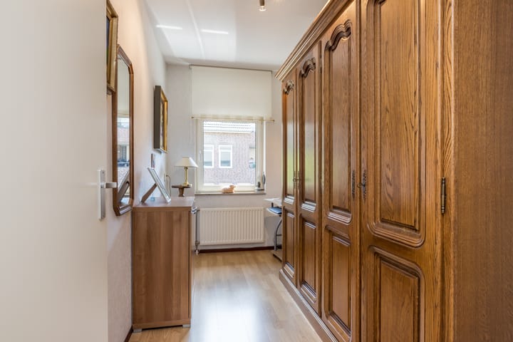 Photo 12 of Heerlerweg 105-J