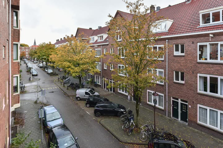 Foto 7 van Mesdagstraat 42-2