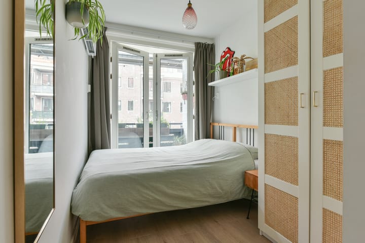 Foto 12 van Mesdagstraat 42-2