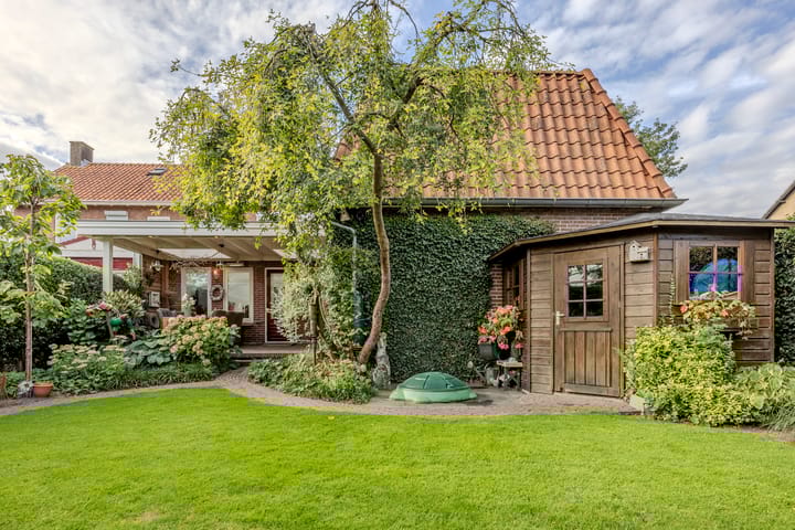 Foto 6 van Burgem van Hultenstraat 24