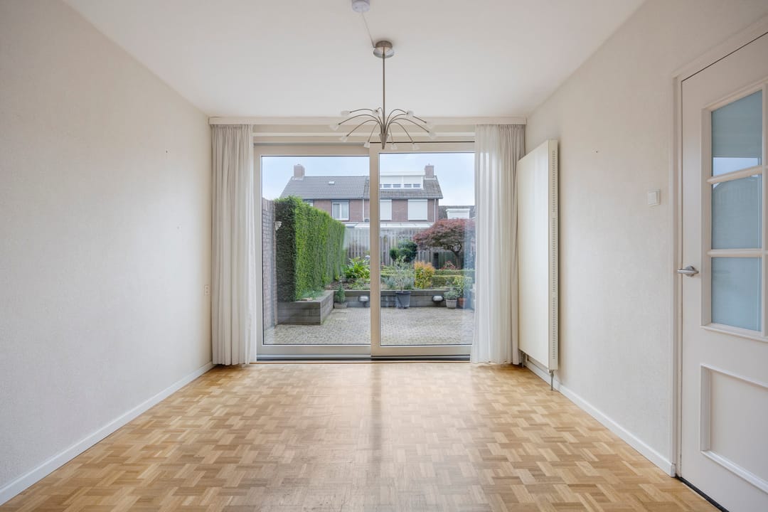 Foto 7 van Merelstraat 11