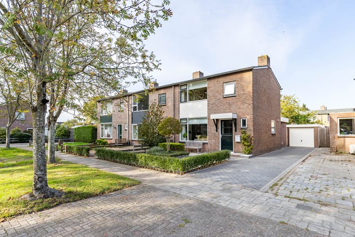 Foto 2 van Van Helsdingenstraat 25