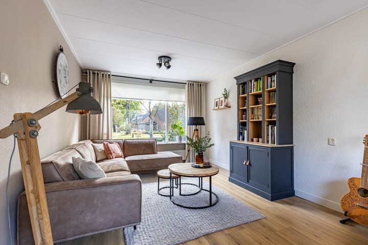 Foto 10 van Van Helsdingenstraat 25