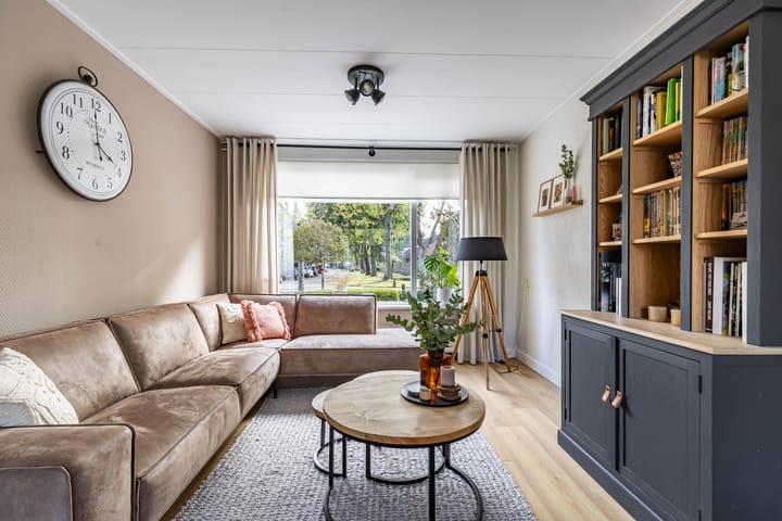 Foto 11 van Van Helsdingenstraat 25