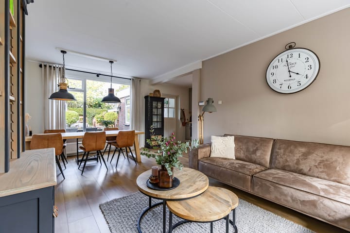 Foto 12 van Van Helsdingenstraat 25