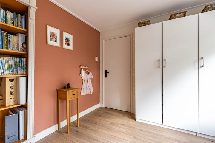 Foto 23 van Van Helsdingenstraat 25