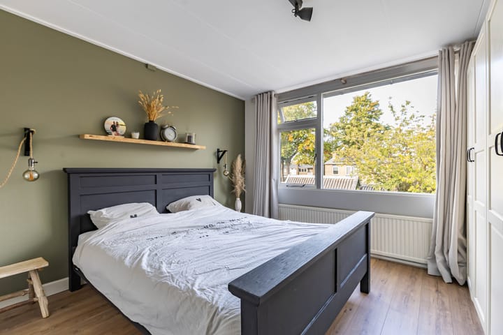 Foto 27 van Van Helsdingenstraat 25