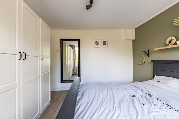 Foto 28 van Van Helsdingenstraat 25