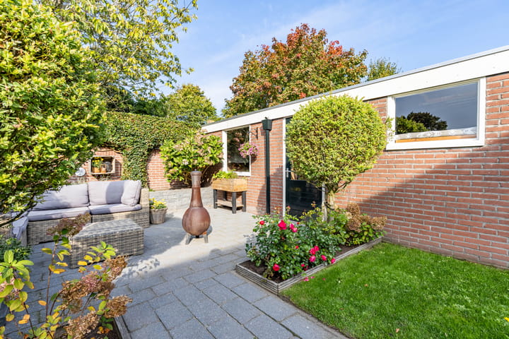 Foto 34 van Van Helsdingenstraat 25