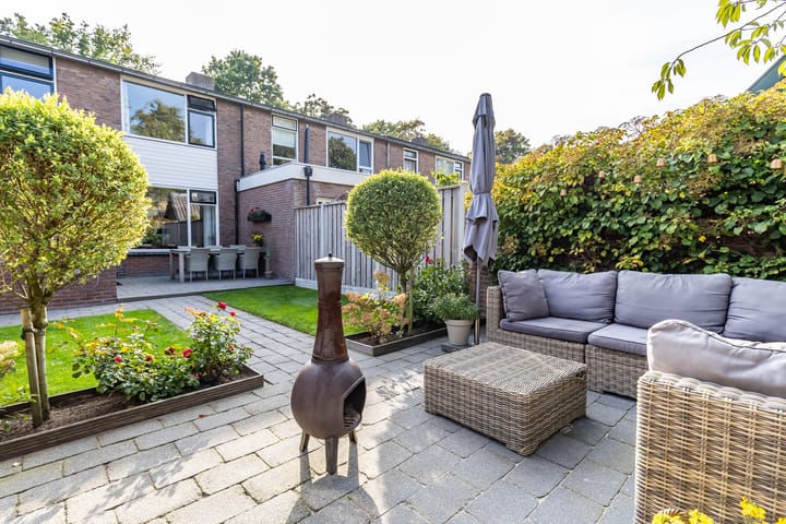 Foto 35 van Van Helsdingenstraat 25