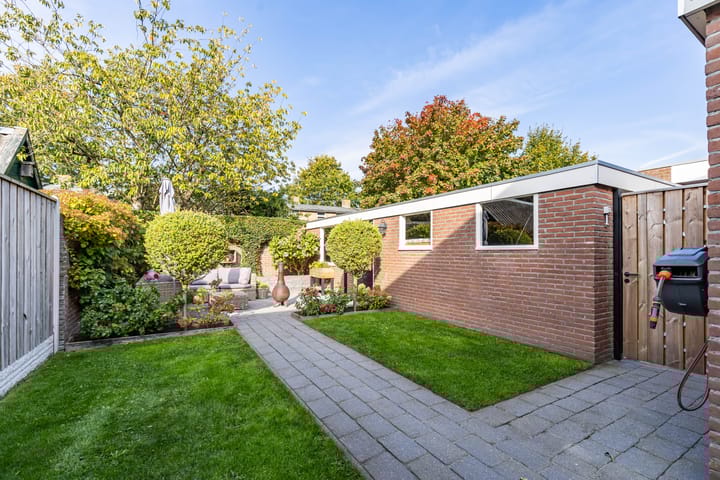 Foto 40 van Van Helsdingenstraat 25