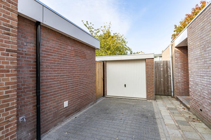 Foto 42 van Van Helsdingenstraat 25