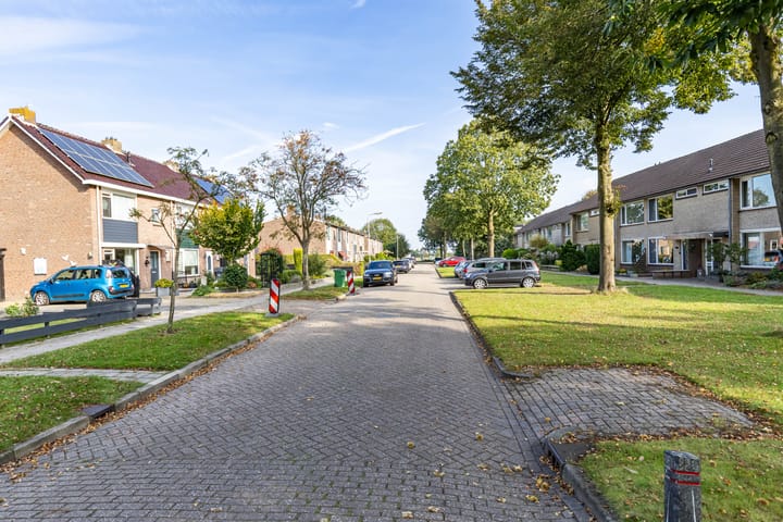 Foto 44 van Van Helsdingenstraat 25