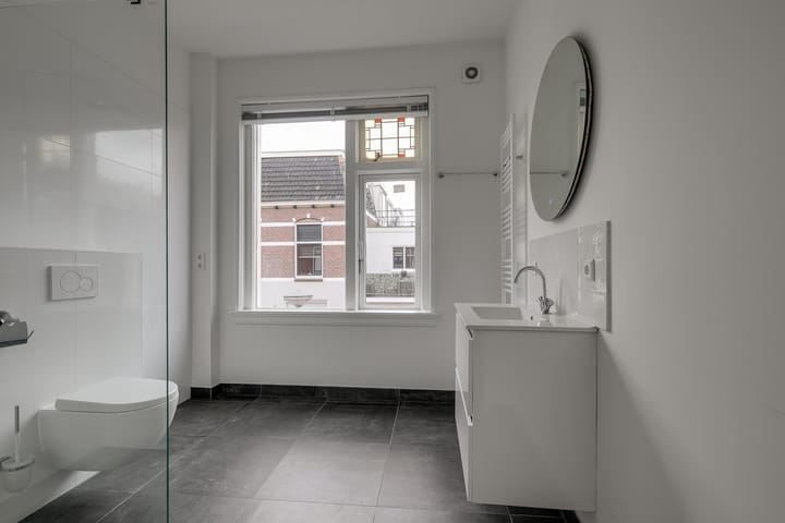 Foto 10 van Decimastraat 1-C