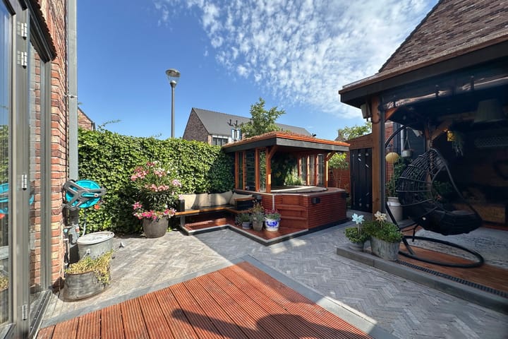 Foto 27 van Zonnebaars 31